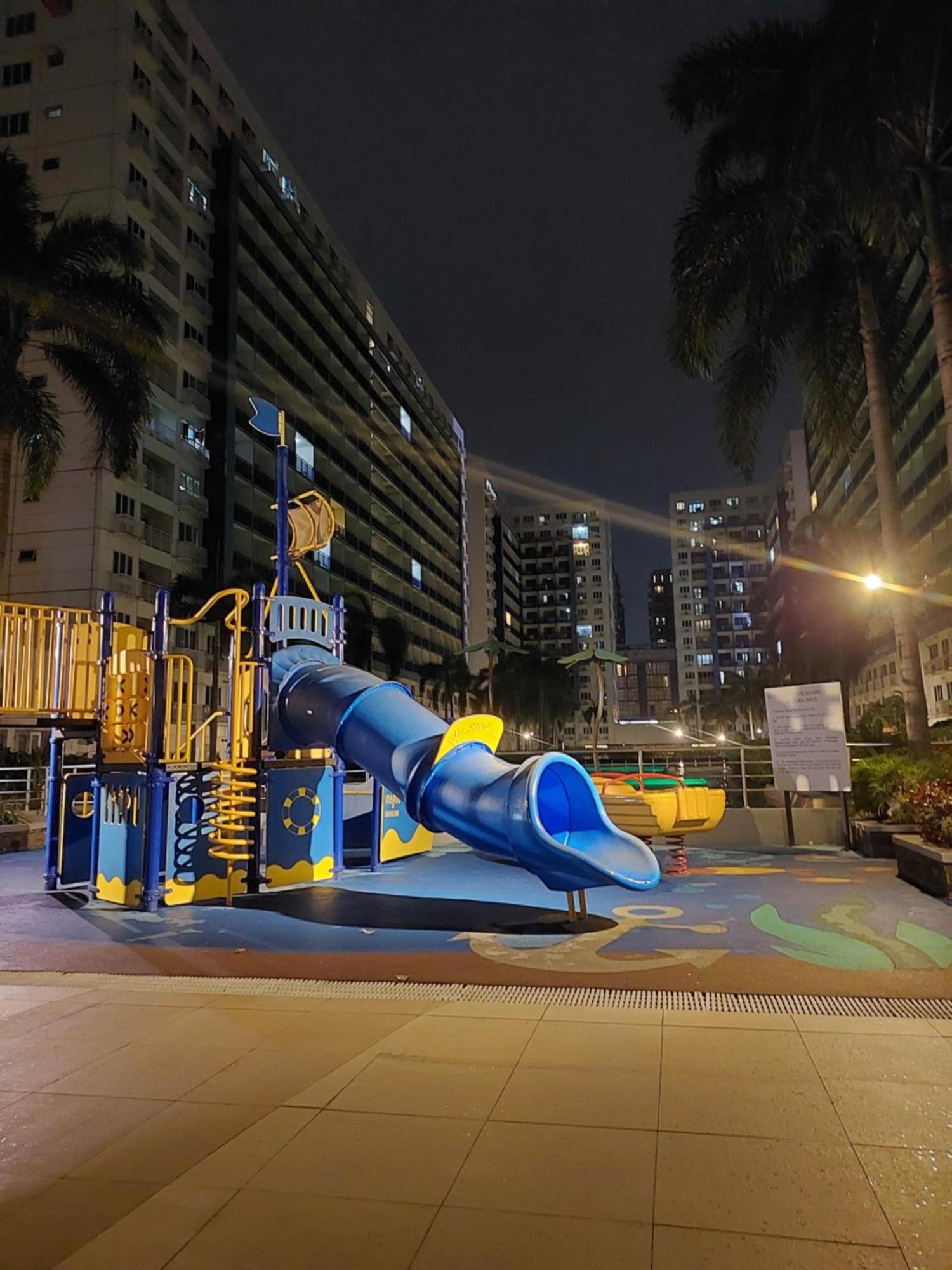 Sea Residences Moa Jaylord Place Manila Exterior photo