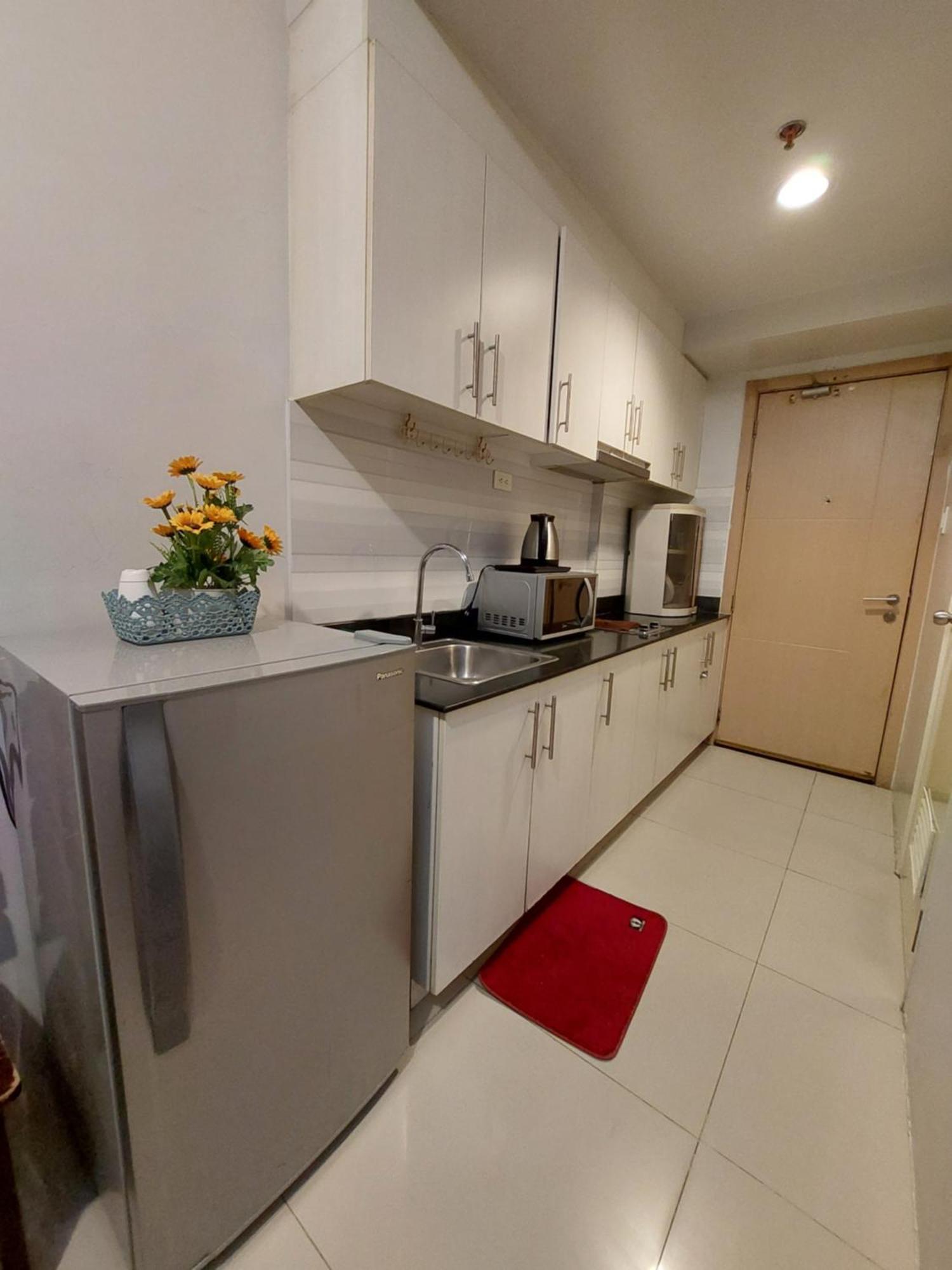 Sea Residences Moa Jaylord Place Manila Exterior photo